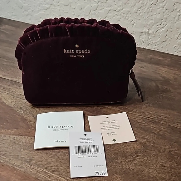 Kate Spade Small Ruffle Cosmetic- Briar Lane Quilted Velvet in‎ Cherry Wood - Picture 3 of 4